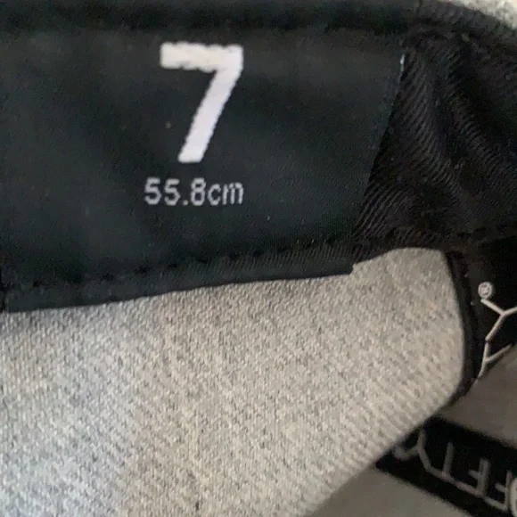 NFL red wing hat nwot  size 7 - Picture 6 of 7